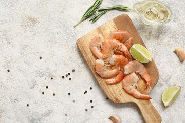 Poster - Wooden board with tasty boiled shrimps and different spices on grey background