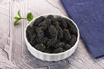 Wall Mural - Juicy sweet mulberry in the bowl