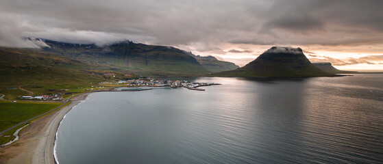 Wall Mural - Landscape near Grundarfjordur, Iceland