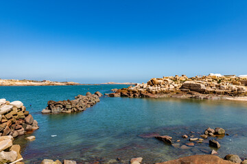 sea and rocks