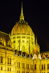 Canvas Print - The dome of Hungarian Parliament in night illumination, Budapest