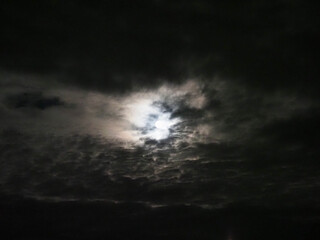 Wall Mural - moon behind clouds