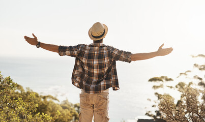 Poster - Man, hiking and mountain top for ocean view on holiday, travel adventure and fitness success in nature. Male person, trekking and exercise goals in environment, back of athlete and vacation in Peru