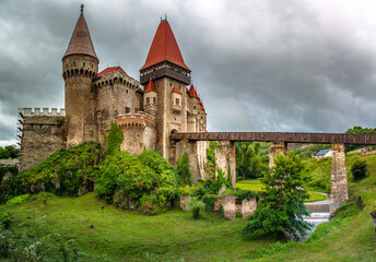 Canvas Print - Corvin Castle (Castelul Corvinilor) or Hunyad Castle (Castelul Huniazilor) built arround 1446, Hunedoara, Transylvania, Romania