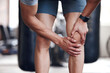 © Van Wyk/peopleimages.com - Gym, knee pain and man with exercise, hands or discomfort with muscle tension, strain or ache. Closeup, sports or athlete with leg injury, inflammation or orthopaedic problem with training or fitness