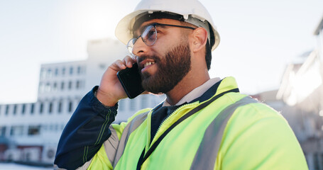 Aufkleber - Phone call, planning and construction engineer on site with communication for contract city talk. Digital technology, industry and civil worker man with blueprint discussion for renovation approval
