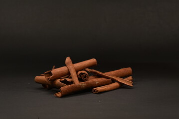 cinnamon sticks