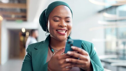Aufkleber - Office, black woman and smile with smartphone for email notification, text message and entertainment. Business person, professional and happy or laugh with social media post and comments with fun