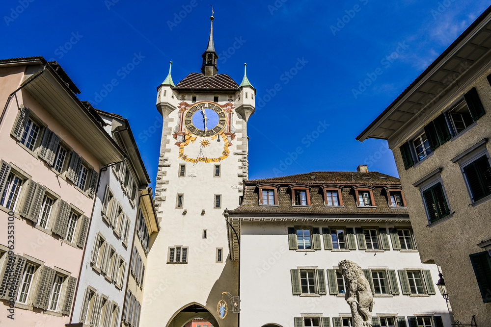 Baden Stadtturm Altstadt Wehrturm L wenbrunnen Altstadth user baden-stadtturm-altstadt-wehrturm-l-wenbrunnen-altstadth-user
