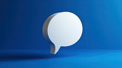 Fototapete - Sleek 3D white speech bubble with a rich blue background, ideal for showcasing dialogue, messaging apps, or chat functionality in digital media.