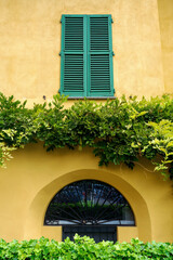 Canvas Print - Cassina de Pomm, historic building along the canal Martesana at Milan, Italy