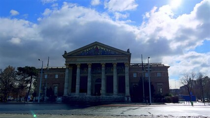 Canvas Print - The Mucsarnok Hall of Art, Heroes Square, Budapest, Hungary