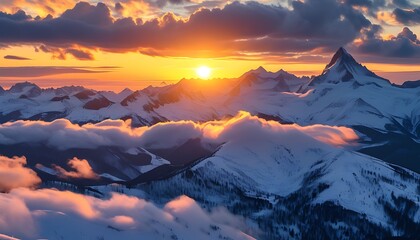 In the snowy mountains under the sunset, the clouds fluttered gently, setting off the beauty of the mountain peak and the scenery was peaceful and charming.