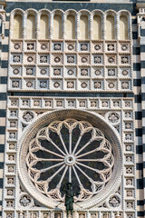 Canvas Print - Historic cathedral of Monza, Italy