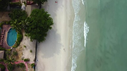 Sticker - Aerial footage of the Thong Nai Pan Yai Beach on a sunny day in Koh Phangan island in Thailand