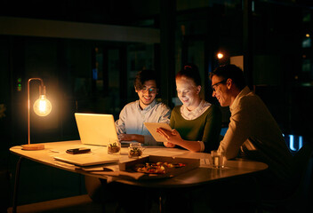 Aufkleber - Night, tablet or designers in meeting in startup office for business project, teamwork or collaboration. Overtime, late or happy people on technology for brainstorming, planning or interior design