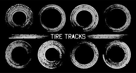 Wall Mural - Grunge circle tire tracks, wheel braking marks. Truck, car or motorcycle tread pattern silhouettes. Auto race, motorsport, speed racing design element. Vector illustration