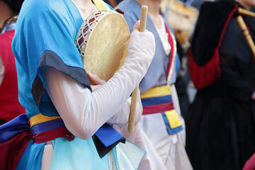 Wall Mural - Musicians wearing one of the traditional folk costume from South Korea.