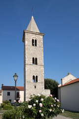 Wall Mural - Historic city center of a Mediterranean town. Houses, ruins and churches bear witness to a long history. Morning mood in Nin, Zadar, Dalmatia, Croatia, Adriatic