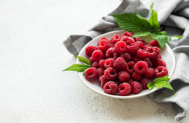 Canvas Print - Fresh organic ripe raspberry