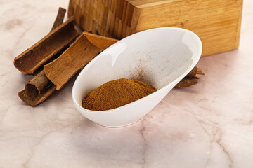 Sticker - Natural Cinnamon powder with sticks