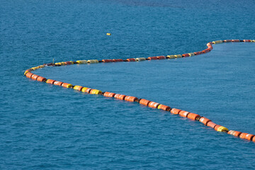 Floating pipeline in the sea for pumping dredged sand