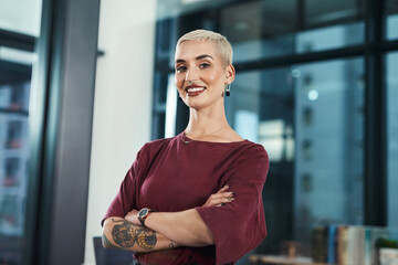 Canvas Print - Woman, portrait and arms crossed in office, welcome and fashion reporter at publishing agency. Female person, creative business and confident in workplace, professional and job hiring opportunity