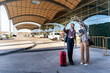© Alfonso Soler - Two European businesswomen at the airport