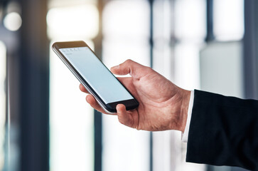 Leinwandbilder - Phone screen, office and hands of business person for online networking, website and reading news. Professional, corporate and worker on smartphone for typing email, communication and research