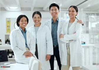 Poster - Portrait, pharmacist and team with smile, healthcare and proud of working with medicine and collaboration. Medical professional and chemist with people, happy and confident with antibiotics in clinic