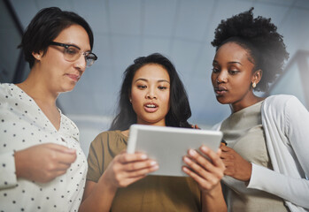 Poster - Women, tablet and shocked in office for information, breaking news and report on internet. Journalist team, tech and surprised in agency for media update, notification and announcement on website