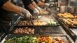 © mabreart - Asiatische Köche kochen Fleisch und Gemüsegerischte in der Restaurantküche