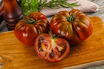 Organic juicy ripe red tomatoes