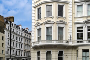 Poster - Elegant old apartments or townhouses in central London