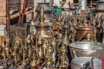 Wall Mural - Antiquities for sale at Souq Al Zel market in Riyadh, Saudi Arabia