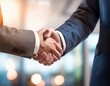 © theshooter - apreton de manos cerrando un negocio