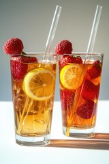 Wall Mural - Iced Tea with Strawberries and Lemon