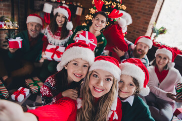 Canvas Print - Photo of big full friendly family take selfie hold presents gathering celebrate christmas apartment indoors