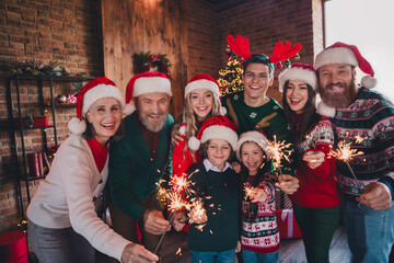 Poster - Photo of big full family hold sparklers smile celebrate christmas festive time apartment indoors