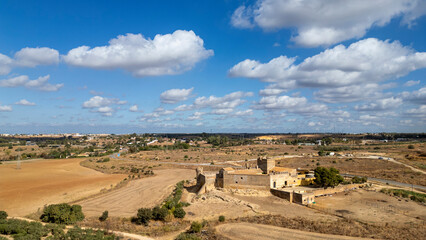 Wall Mural - Vista aérea del castillo de Marchenilla en Alcalá de Guadaíra, Sevilla	