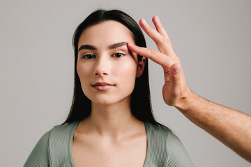 blepharoplasty eyelids surgery to manage sagging eyebrows, droopy upper lids and eye bags. blepharop