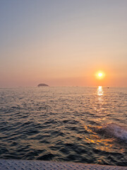 Wall Mural - 
The sunset is a seascape.