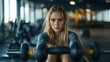 © Eliza - kobieta, trening, siłownia, blondynka, sportowy strój, ćwiczenie, stock photo, Canon EOS R3, przysłona f/2.0, nowoczesna siłownia, aktywność fizyczna, fitness, kobieta w ruchu, trening siłowy, zdrowy,