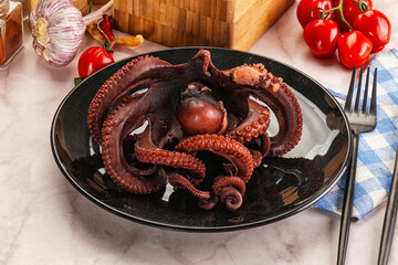 Wall Mural - Boiled delicous Octopus in the bowl