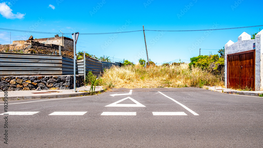 Tegueste, in the northeast of Tenerife, Impressions.

Tegueste is located in the northeast of Tenerife at the Anaga Landscape Park. The historic centre of Tegueste, which was declared a cultural asset