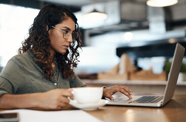 Aufkleber - Laptop, research and woman in cafe for remote work, typing and online planning with business notes. Thinking, ideas and freelance consultant in coffee shop with computer, drink or writing web article