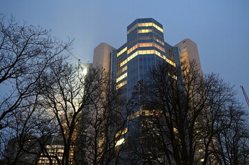 Poster - Hochhaus in Frankfurt, nachts