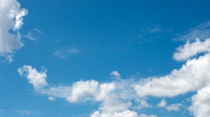 Wall Mural - white cloud in the blue sky