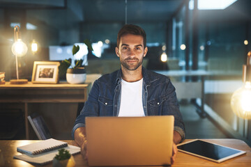 Aufkleber - Portrait, laptop and business man at night for website, research and online for project. Professional, company and person on computer for working late for deadline, proposal and internet in office