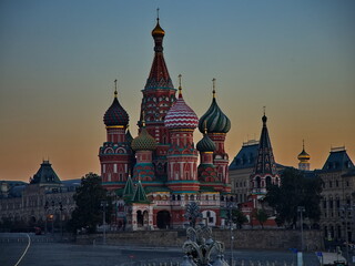 Wall Mural - Pre-dawn hour in the center of Moscow. The Moscow River, the Moscow Kremlin.